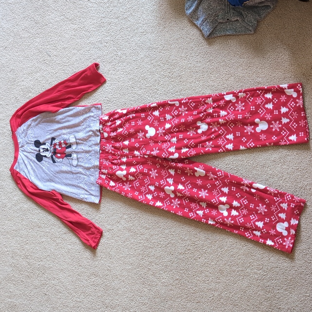 Disney Mickey Mouse holiday kids pajama set